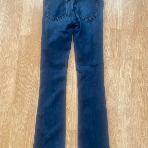 PAIGE “Manhattan” boot cut jeans - Picture 3 of 4